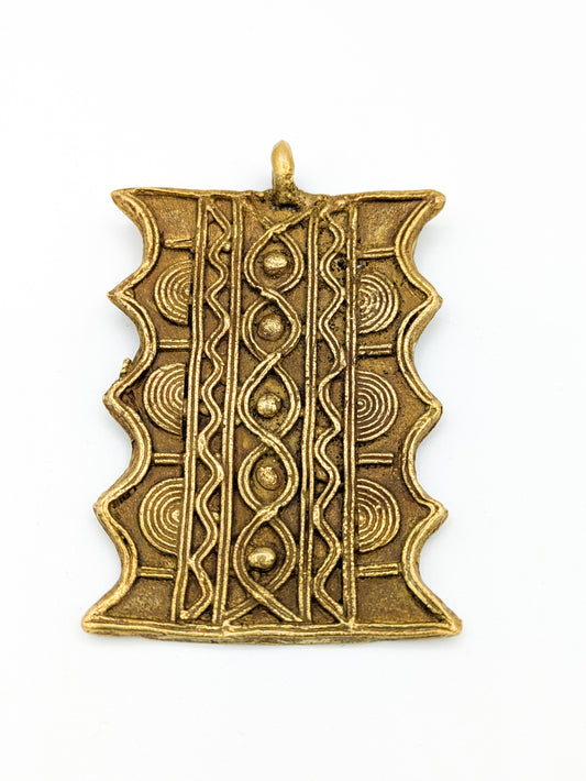 Pendentif en Bronze – Artisanal et Authentique (n°3)